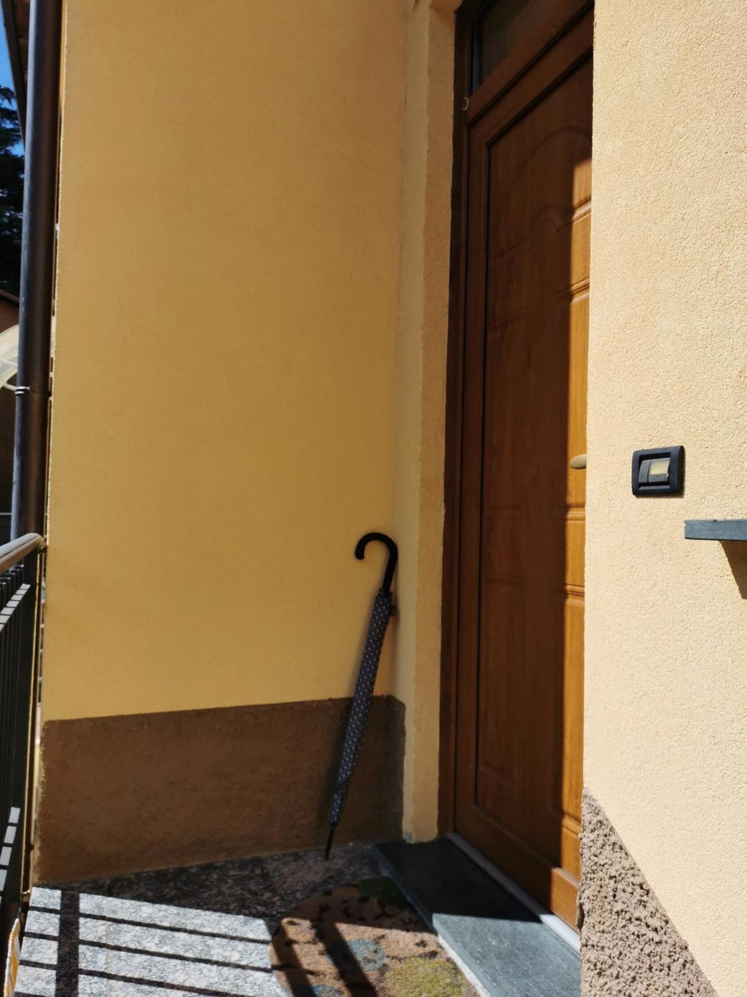Casa Di Ale E Bea Appartement Dervio Buitenkant foto